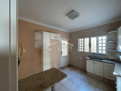 CASA Rua Amazilio Mafra para LOCAÇÃO